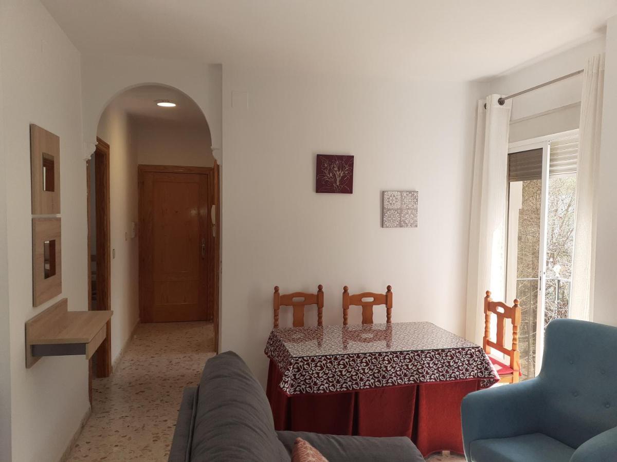 Apartamentos Pinos Genil Dış mekan fotoğraf